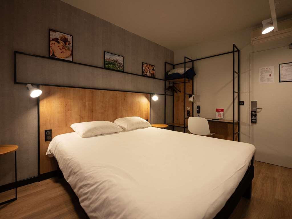 Ibis Brive Centre Hotel Kamer foto