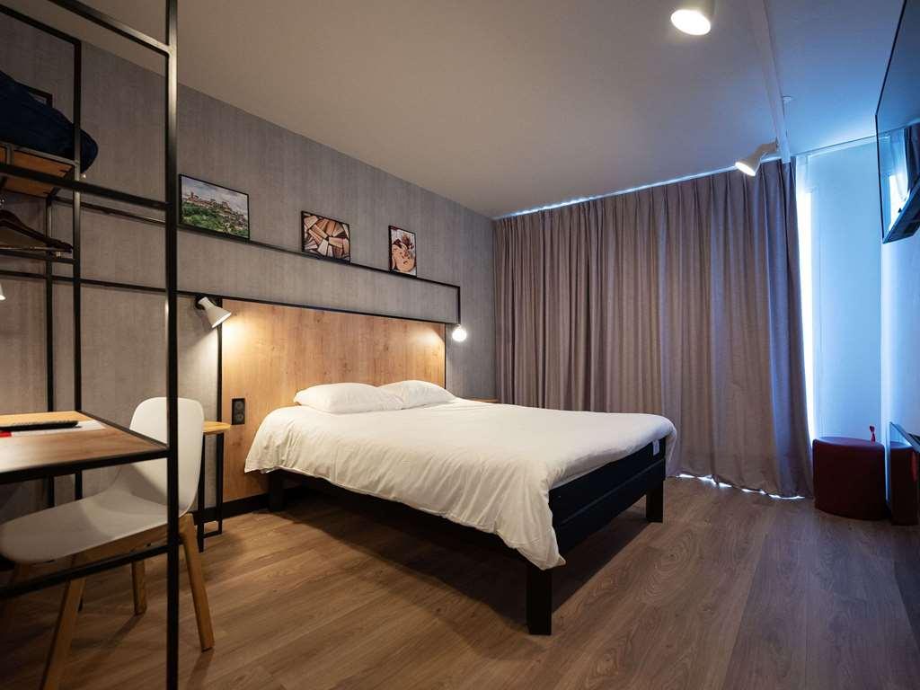 Ibis Brive Centre Hotel Kamer foto